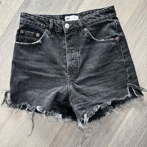 Zara Women's Black Denim Shorts size 6